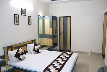 Hotel The Royal Dattani