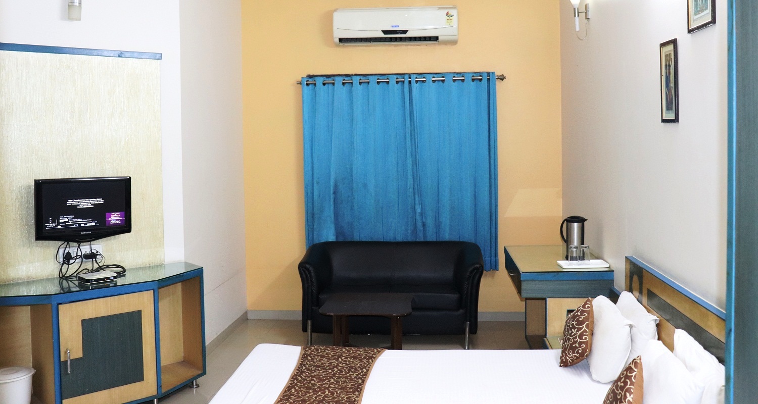 Hotel The Royal Dattani